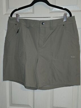 Wilson Women's Olive Utility Cargo Shorts